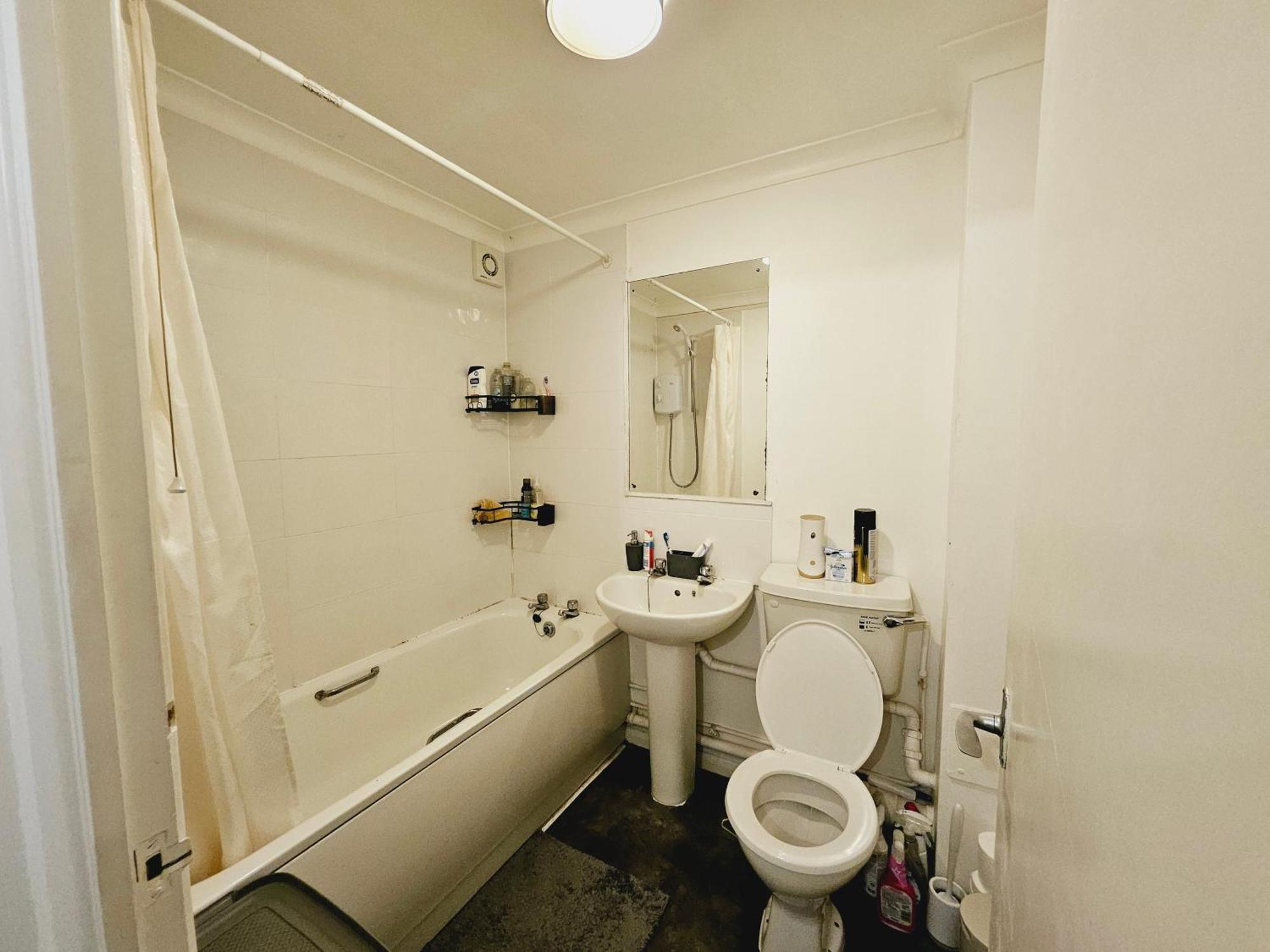 Lovely Fully Furnished One Bed Flat To Let Енфілд Екстер'єр фото